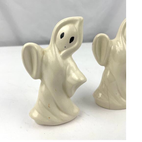 VTG Set Of 2 Halloween Ceramic Spooky White Ghost Figurines 1980s 4.75" Tall - Picture 9 of 13